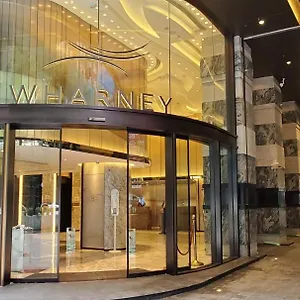 4* Hotell Wharney